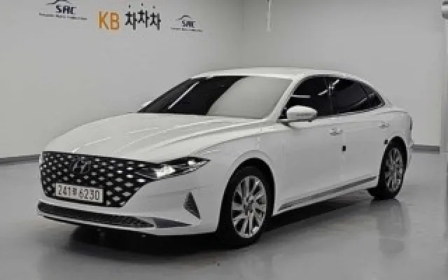 그랜져HG  중고차 더 뉴 그랜저 IG 하이브리드 캘리그래피 매물 사진 4 - 2022/03 87,617km